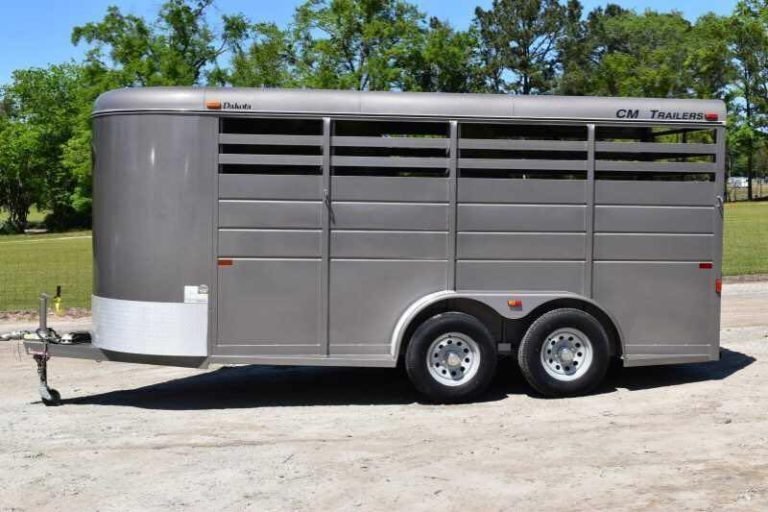 341679867_6034768359964130_5800732708000338107_n-768x512-1.jpg 2017 CM 3HSLBP 3 Horse Trailer - Image 1